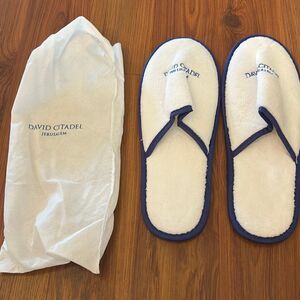 New David Citadel Jerusalem white plush slippers slippers one size